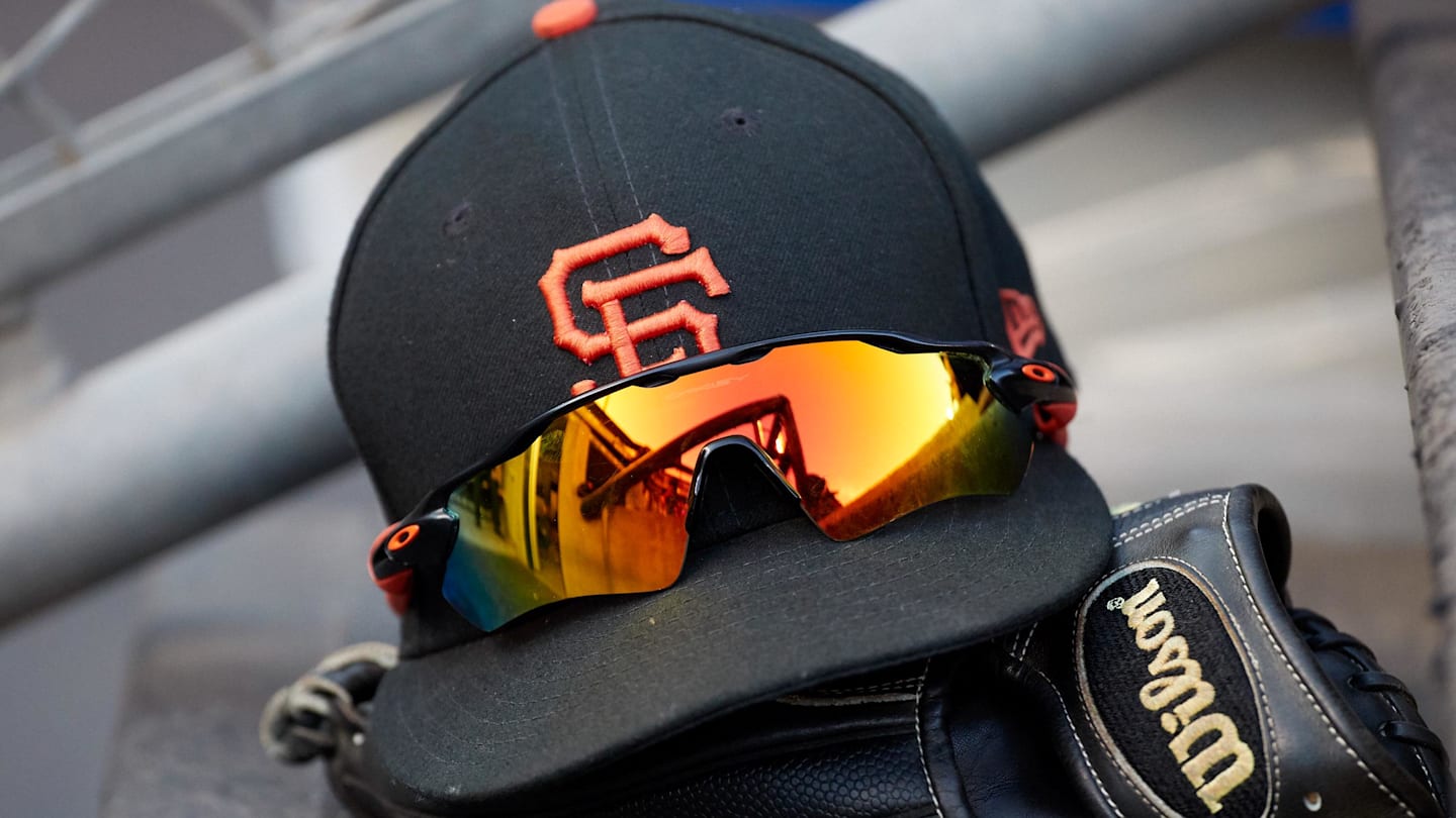 Hypothetical Trade Proposal Sends Rays Slugger to Giants for Prospects