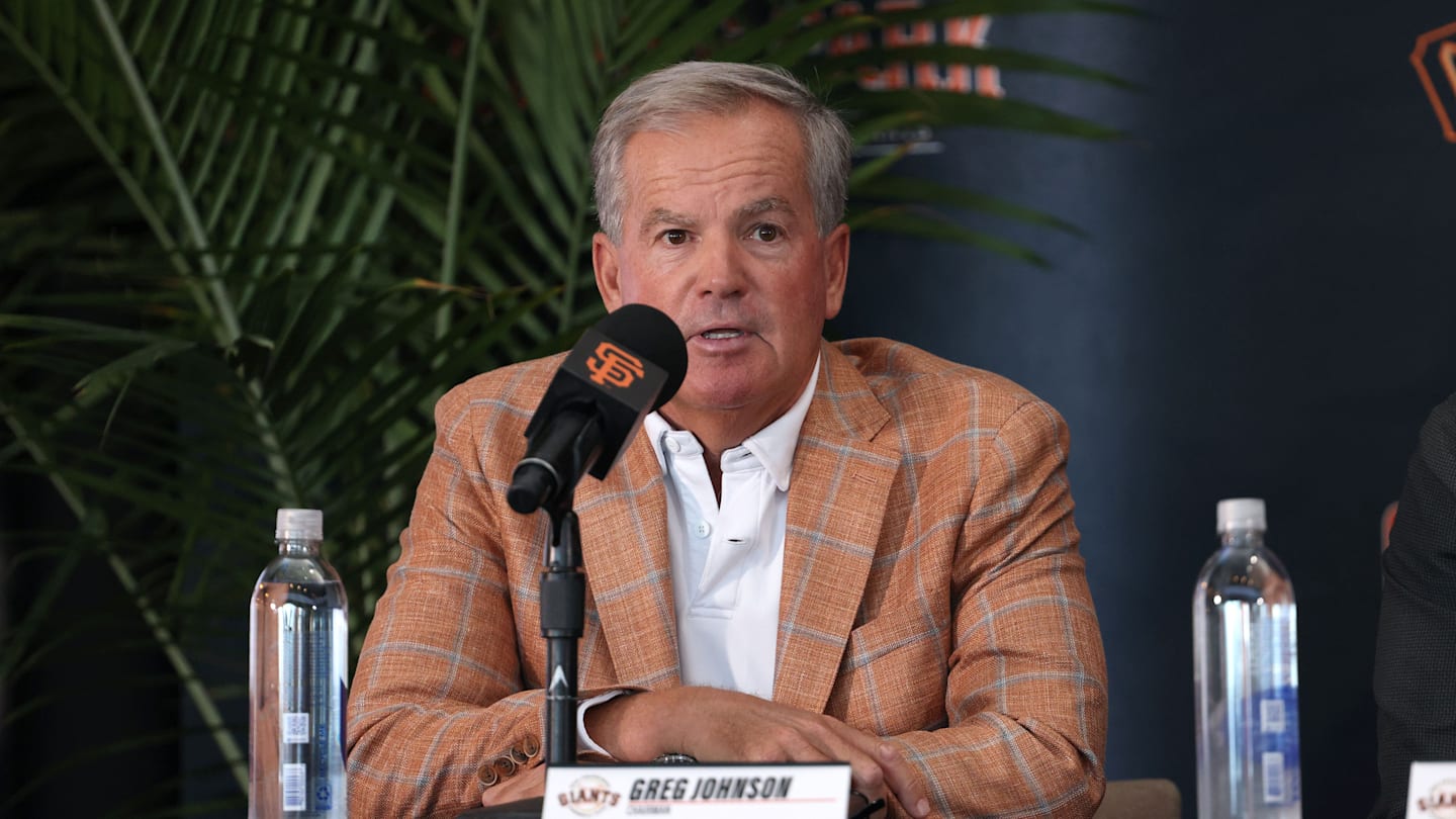 San Francisco Giants Introduce Rafael Devers