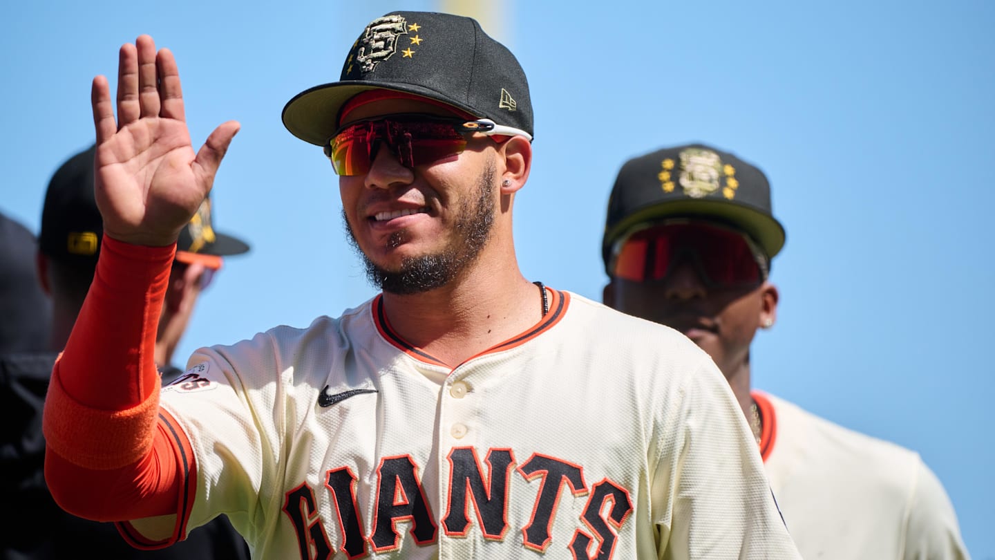 A's Could Target Former San Francisco Giants Fan Favorite to Fill Key Offseason Need
