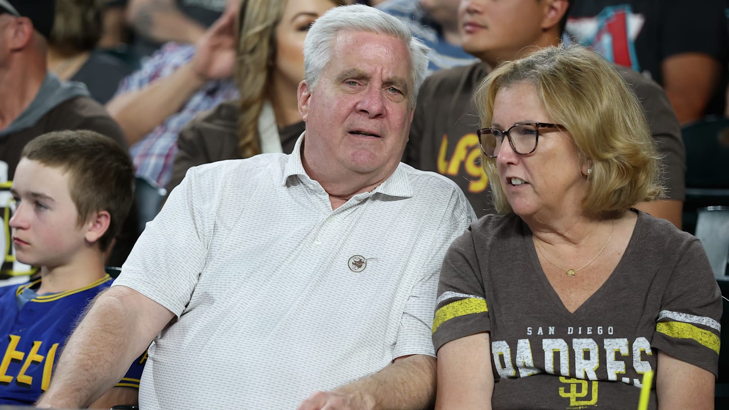 San Diego Padres v Arizona Diamondbacks