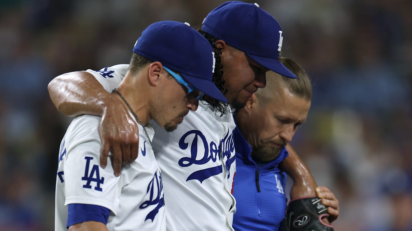 Philadelphia Phillies v Los Angeles Dodgers