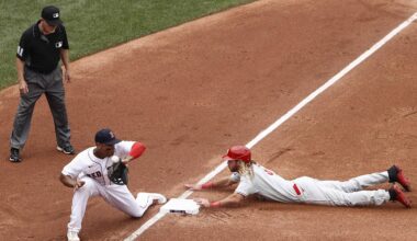 Former Cincinnati Reds Outfielder Retires, Hired as Rangers First Base Coach
