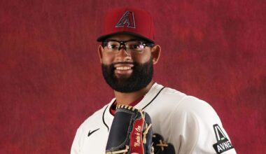 Diamondbacks Outright Reliever to Triple-A