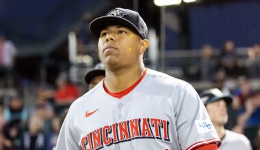Cincinnati Reds catcher Alfredo Duno