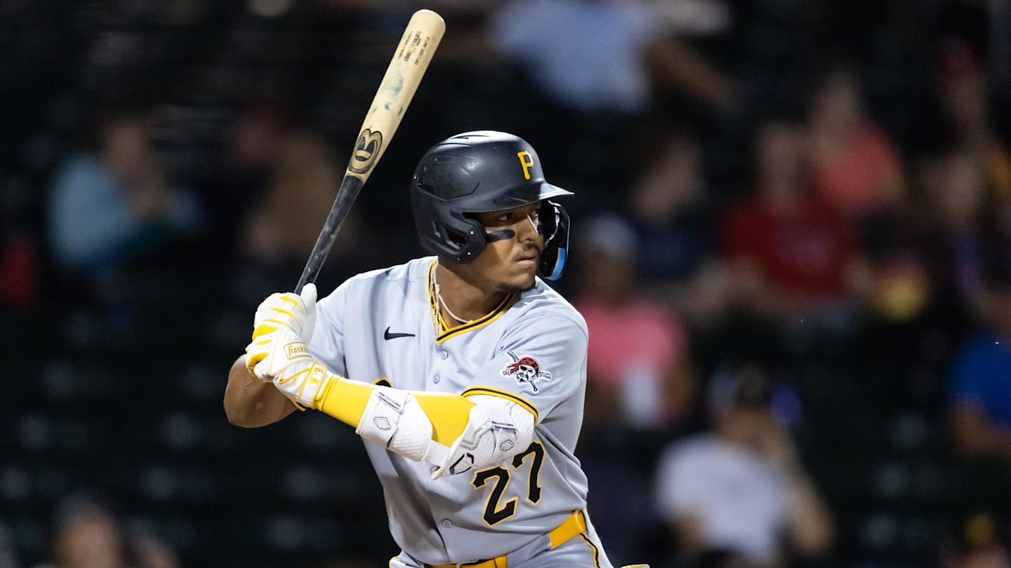 Pirates Protect Top Prospect Ahead of Rule 5 Draft