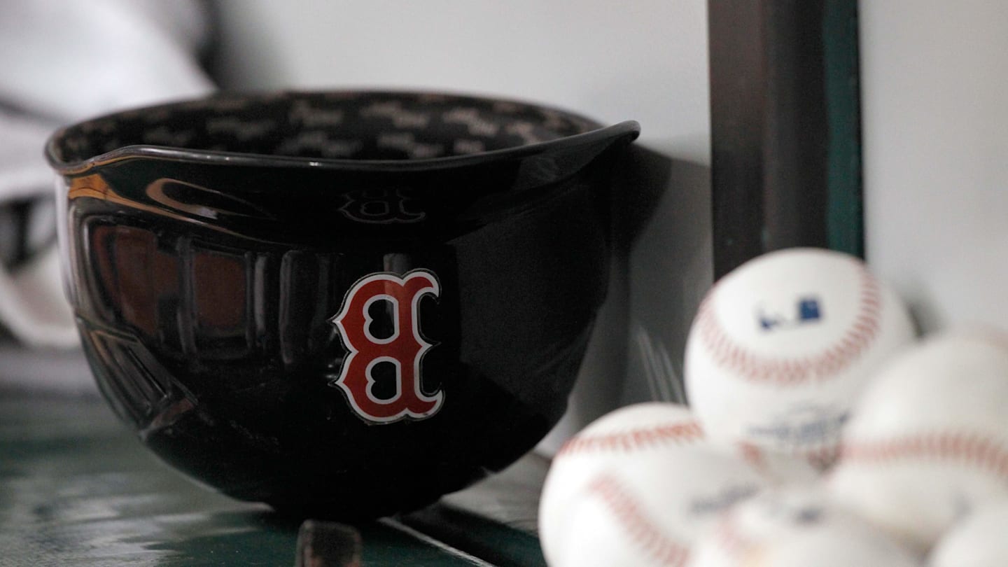 Polarizing Red Sox Slugger Could Be Traded By Spring Training: Report