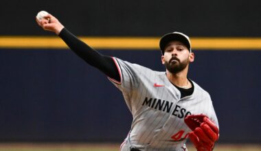 Insider expects Twins to move one of their top two starters this offseason