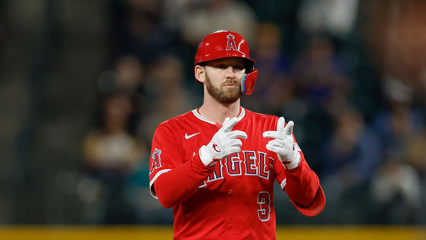 Los Angeles Angels v Seattle Mariners