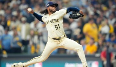 National League Championship Series - Los Angeles Dodgers v Milwaukee Brewers - Game Two