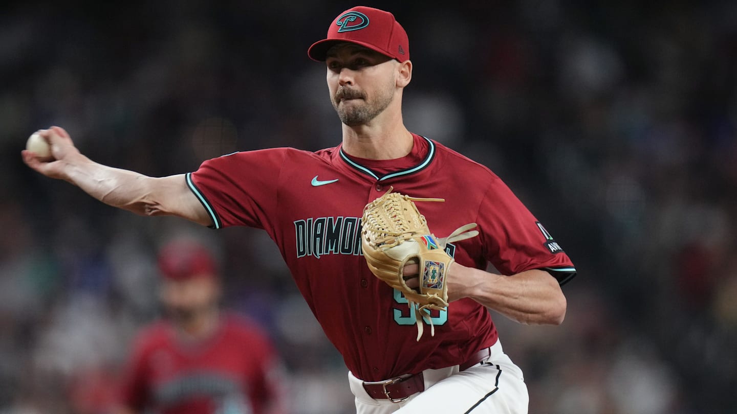 Reliever's Short D-backs Tenure Is Perfect Example of 2025's Woes