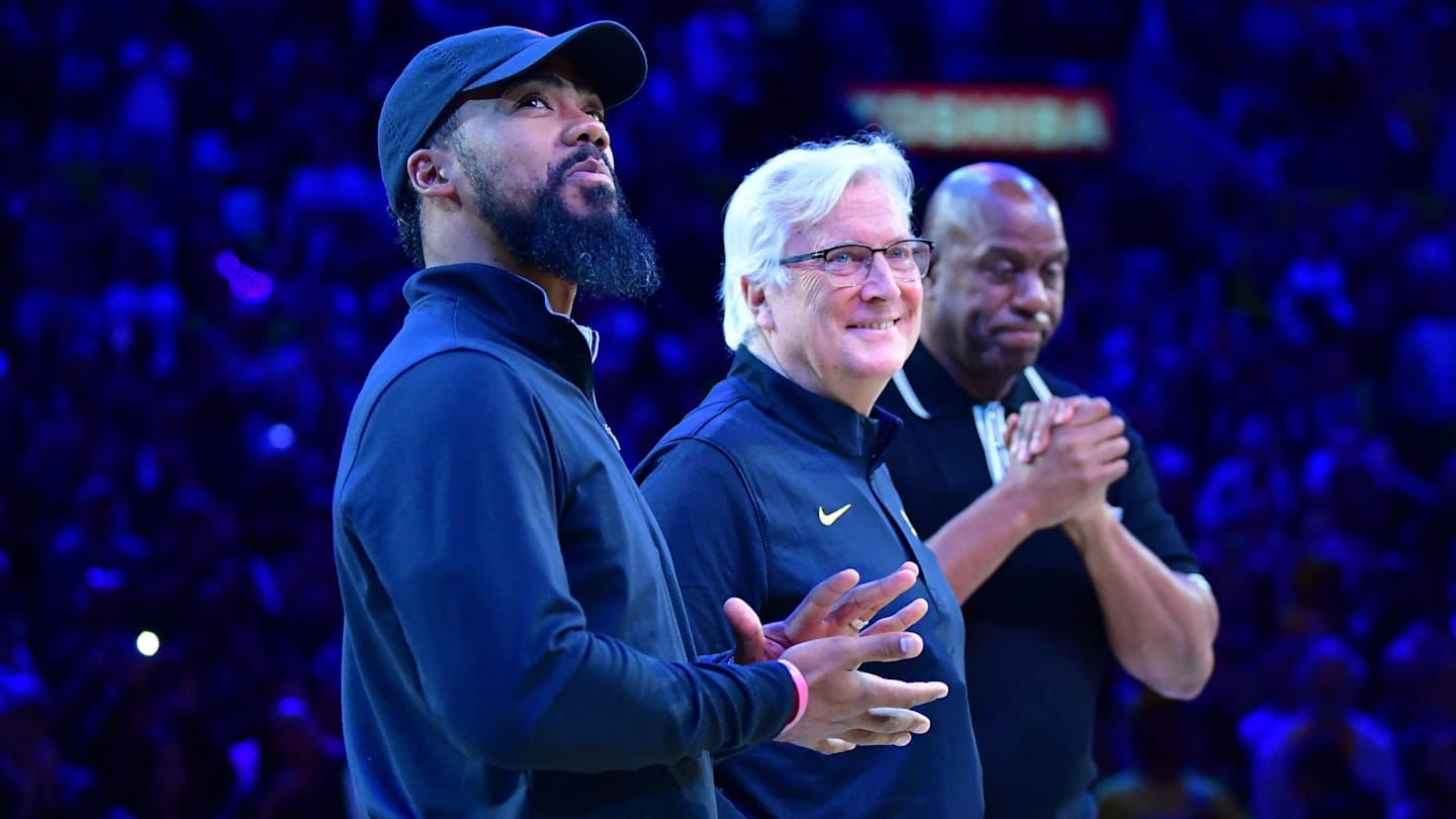 Ex-Lakers Exec Jesse Buss Makes Surprise Prediction for LA Under New Owner Mark Walter