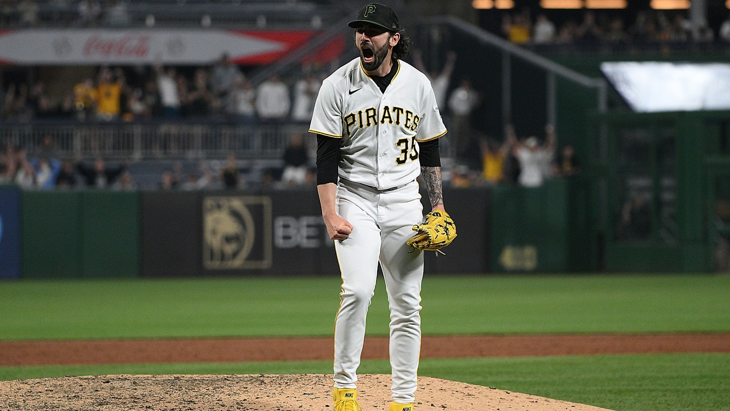 Oakland Athletics v Pittsburgh Pirates