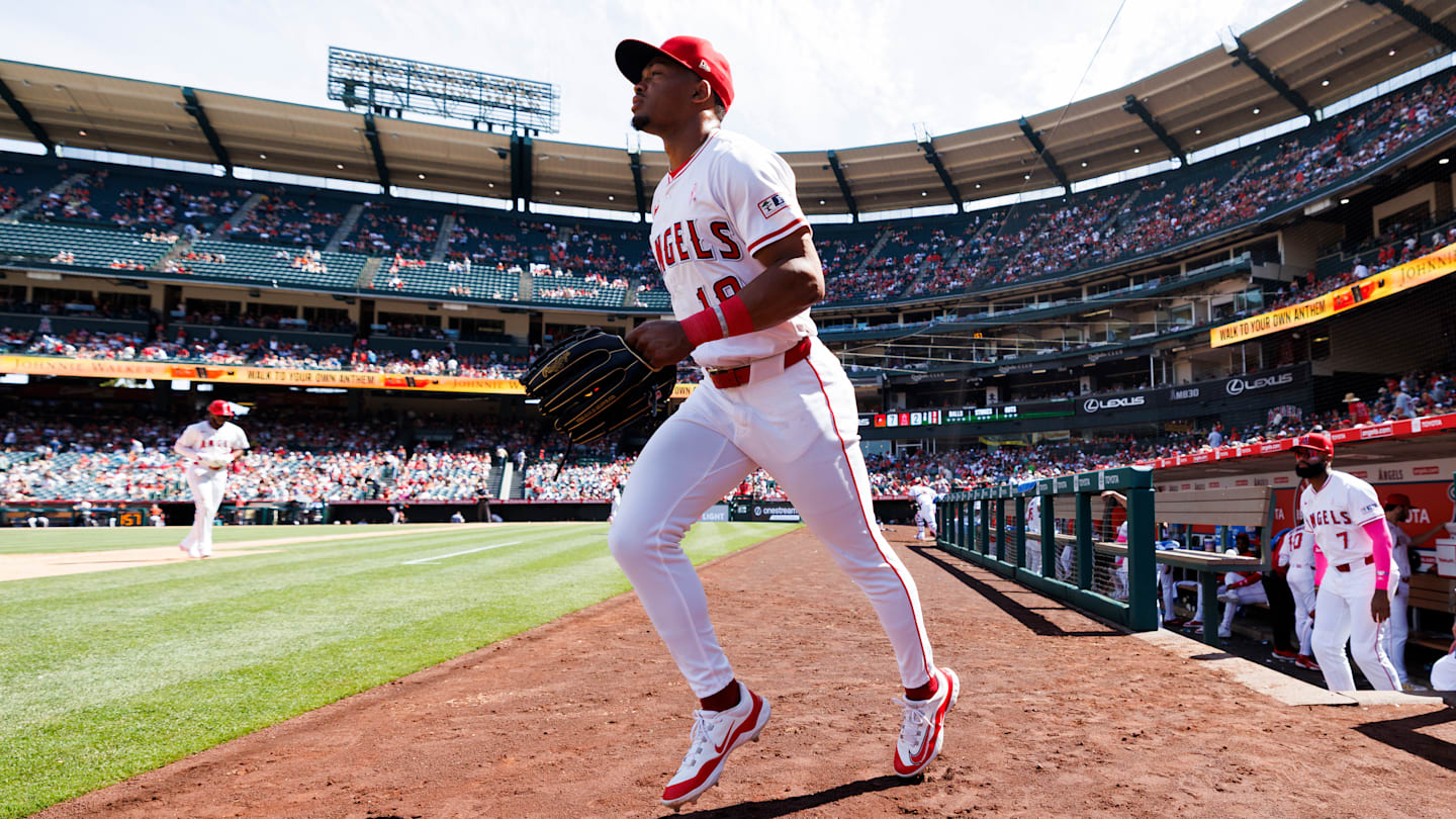 Baltimore Orioles v Los Angeles Angels
