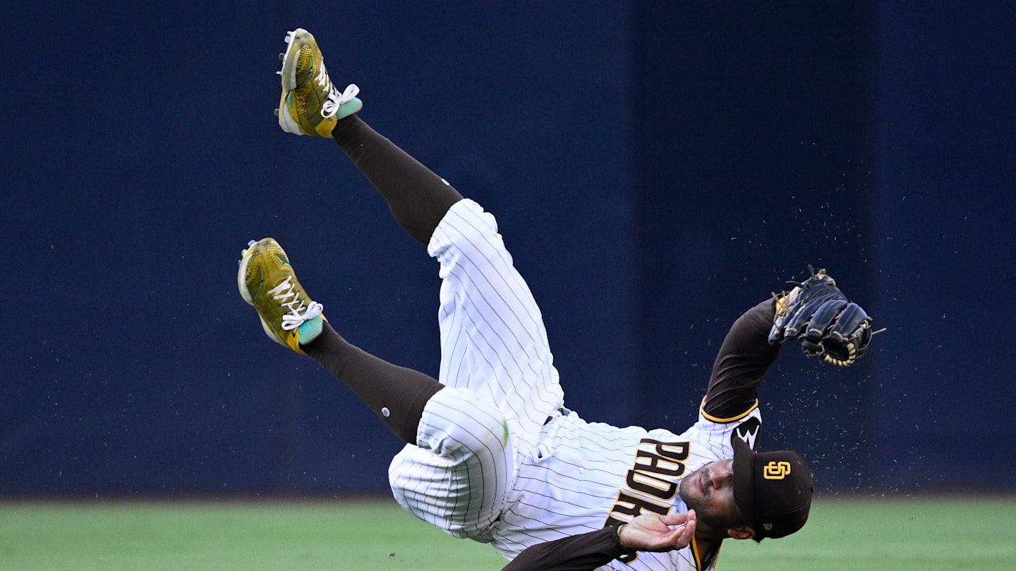 Texas Rangers v San Diego Padres