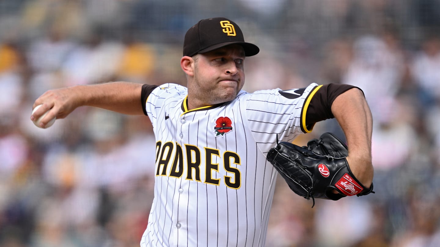 Miami Marlins v San Diego Padres