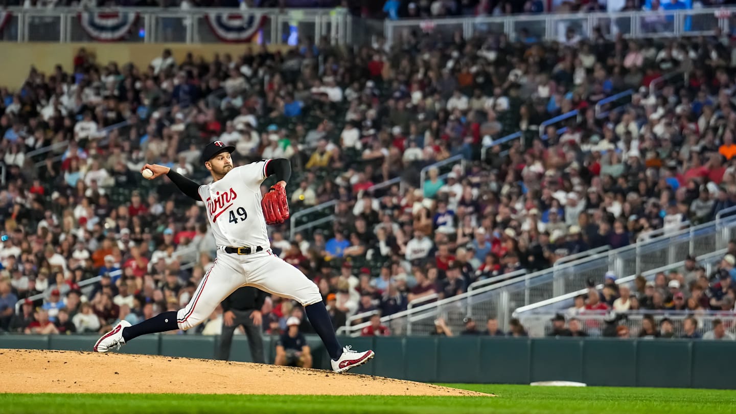 Los Angeles Angels v Minnesota Twins