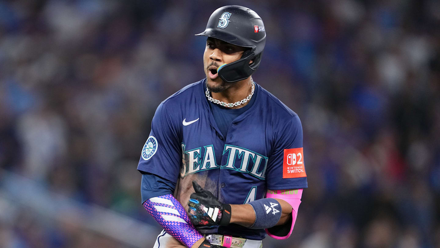 American League Championship Series - Seattle Mariners v Toronto Blue Jays - Game Seven