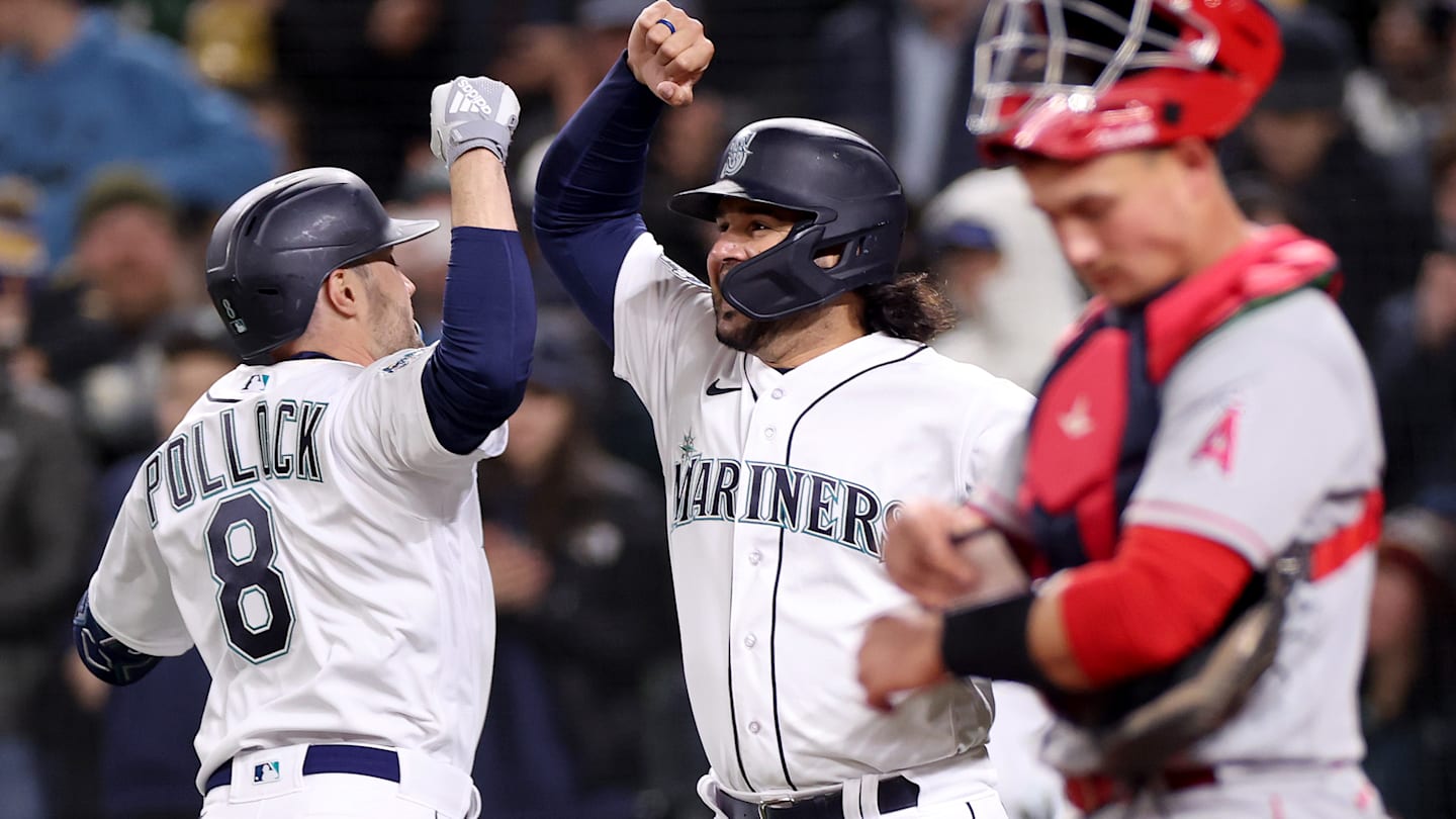 Los Angeles Angels v Seattle Mariners