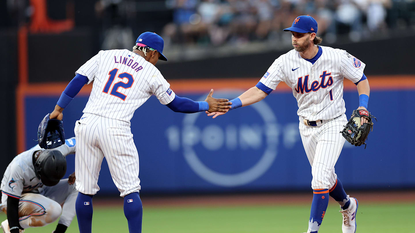 Miami Marlins v New York Mets