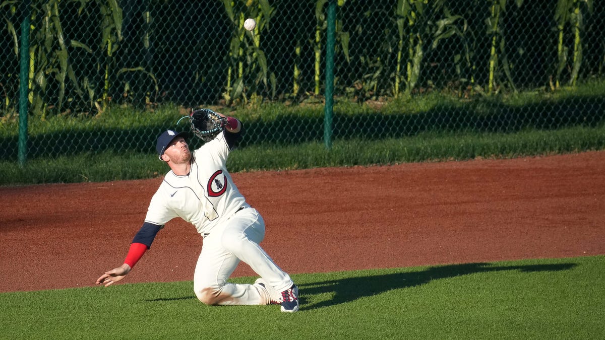 When is the 2026 Field of Dreams game? Here's what to know.