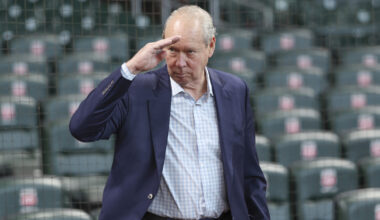 Astros aiming to stay below luxury tax threshold