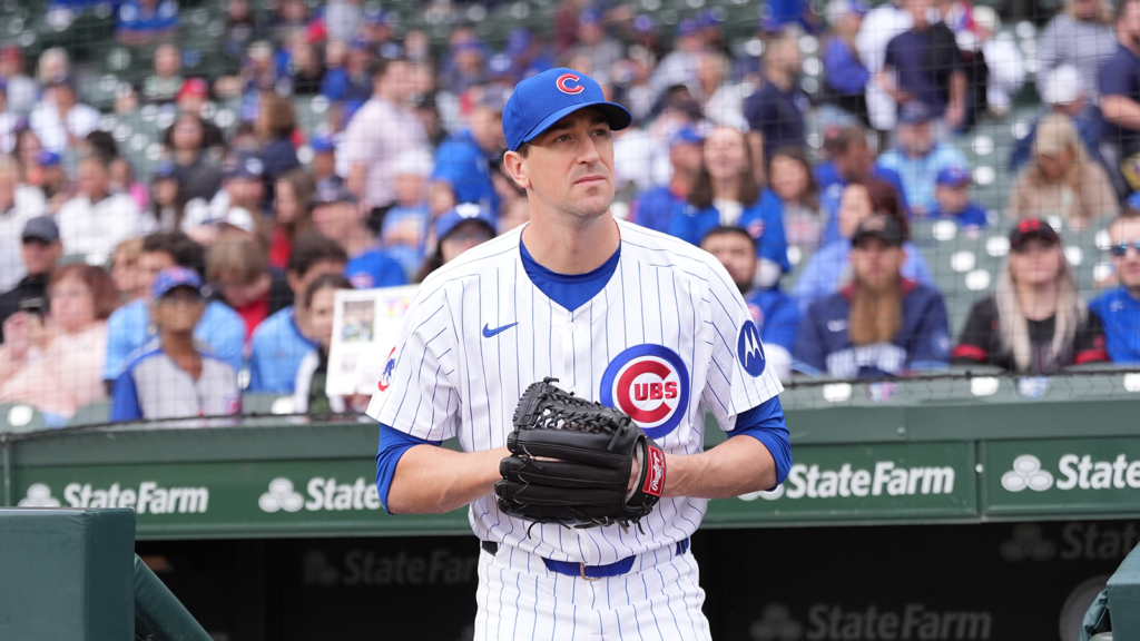 Cubs president Jed Hoyer reacts to Kyle Hendricks retirement news