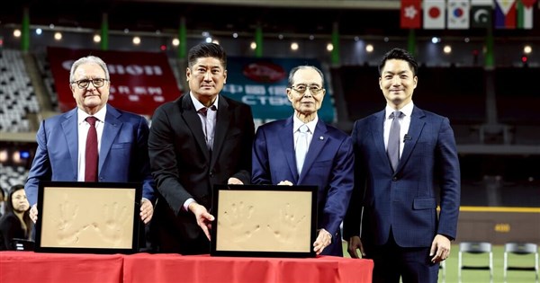 Taiwan congratulates Japanese baseball legend with ROC roots on major honor