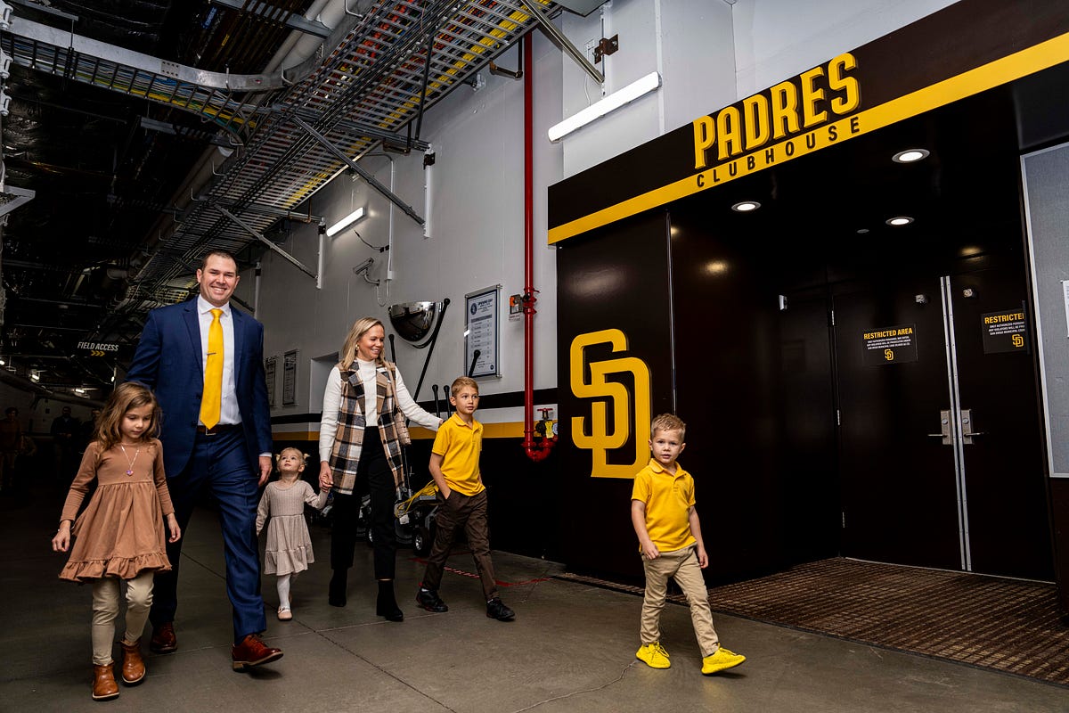 Padres Pics: Craig Stammen Introduced as Manager