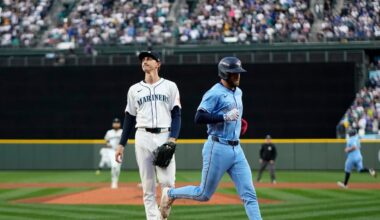 Mariners give up 18 hits, including 5 homers, as Blue Jays swing early in count to close in ALCS