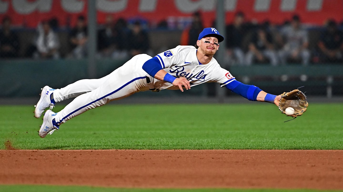 Royals Snag Two Gold Gloves, Prove No Team Has More Infield Stability