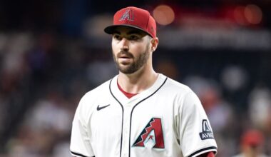 Diamondbacks Outright 4 Players | Yardbarker