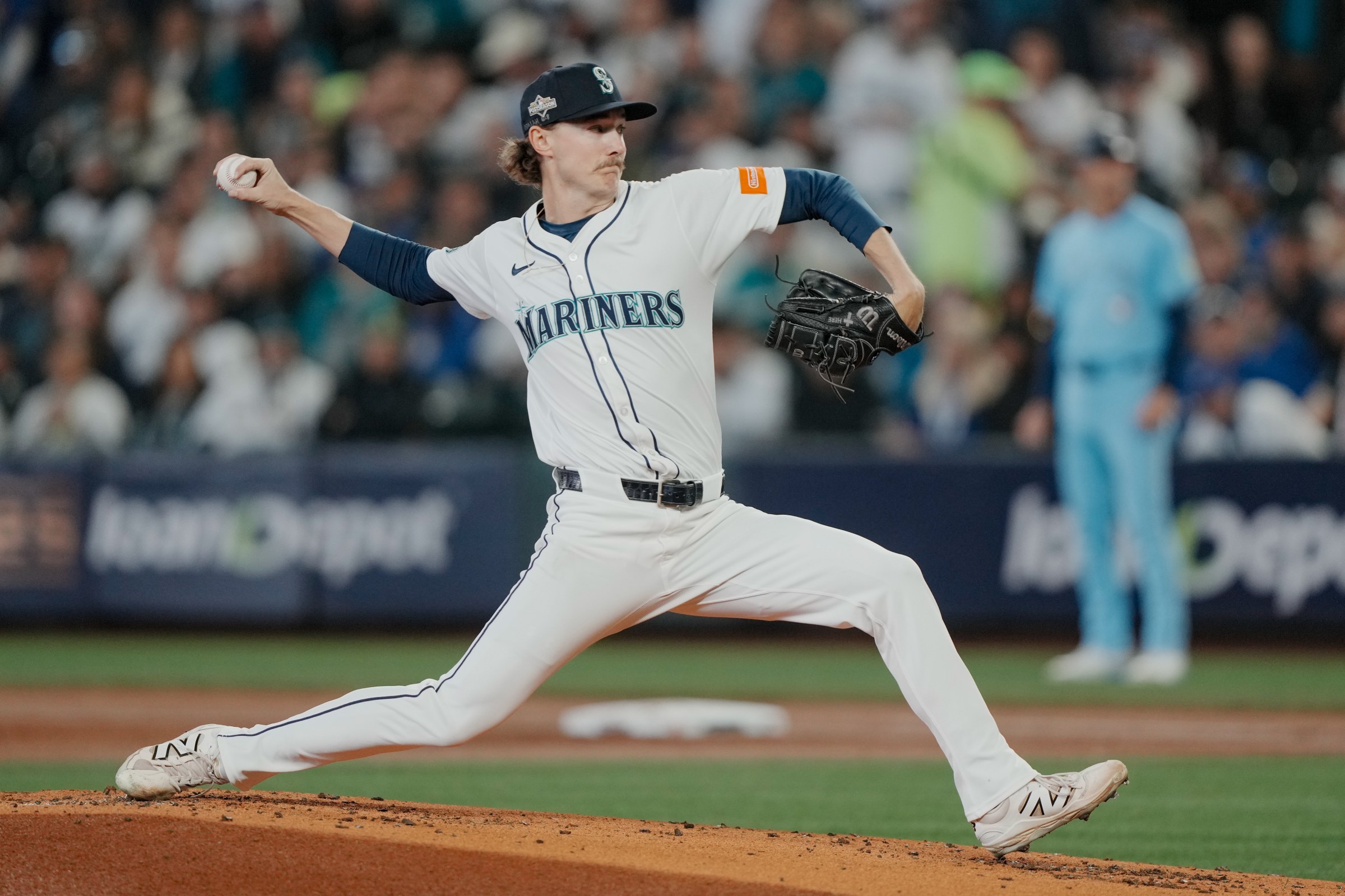 Mariners Moose Tracks, 10/31/25: Bryce Miller, Josh Naylor, and Blake Butera