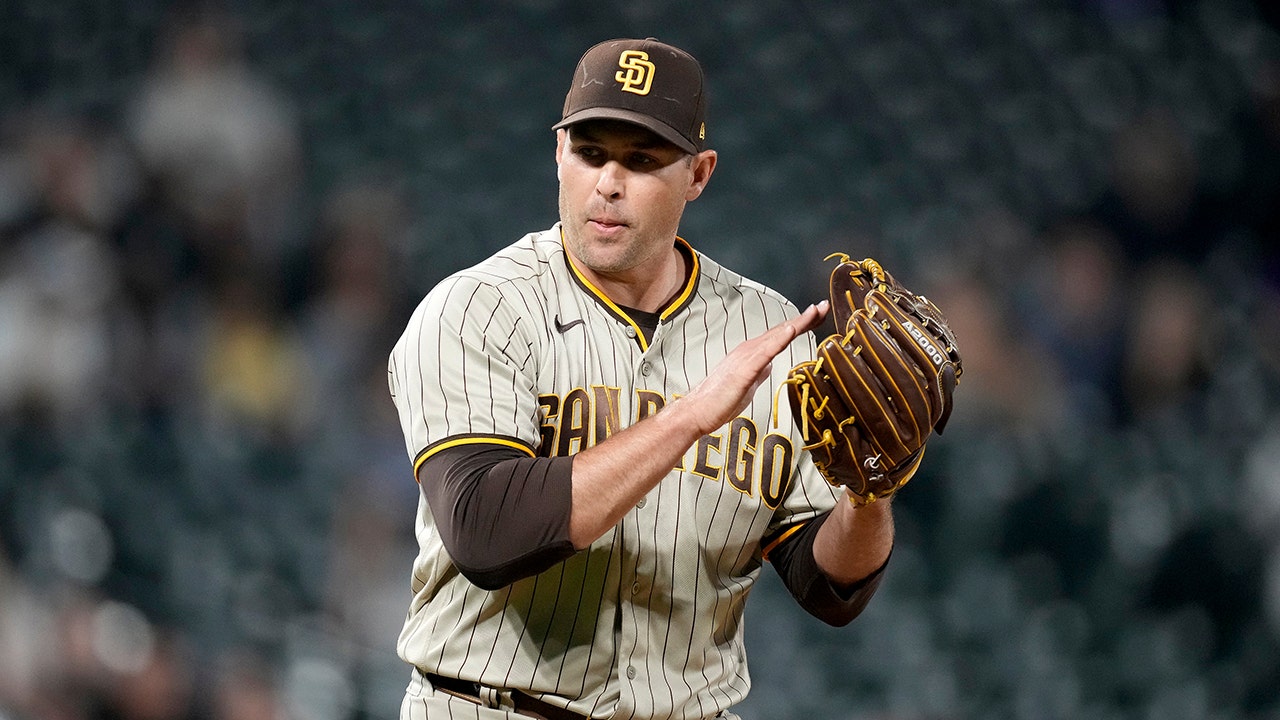MLB news: Padres hire former reliever Craig Stammen as new manager