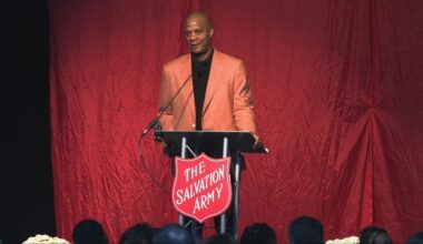 The National Desk dark theme brand icon