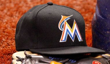 Former Marlins Slugger Lands With Division Rival on Minor League Deal