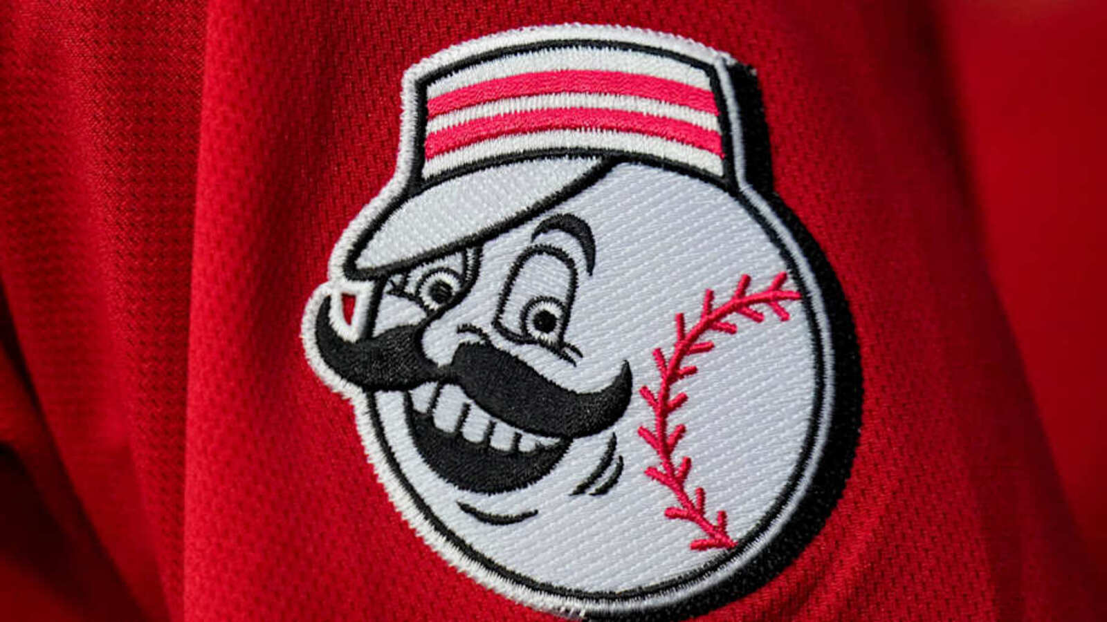 Exclusive: Reds Catching Prospect Opens Up About Family’s Role in His Rise