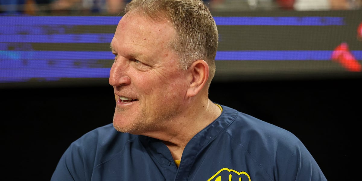 Milwaukee’s Pat Murphy wins NL Manager of the Year for 2nd straight season