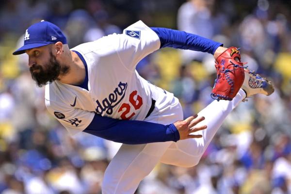 Dodgers RHP Tony Gonsolin elects free agency