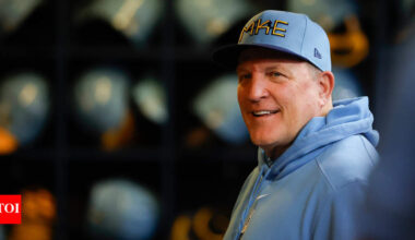 Pat Murphy creates history with rare back-to-back NL Manager of the Year wins joining the iconic list of baseball legends | MLB News