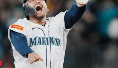 Josh Naylor, first baseman, reportedly inks 5-year deal with Seattle Mariners