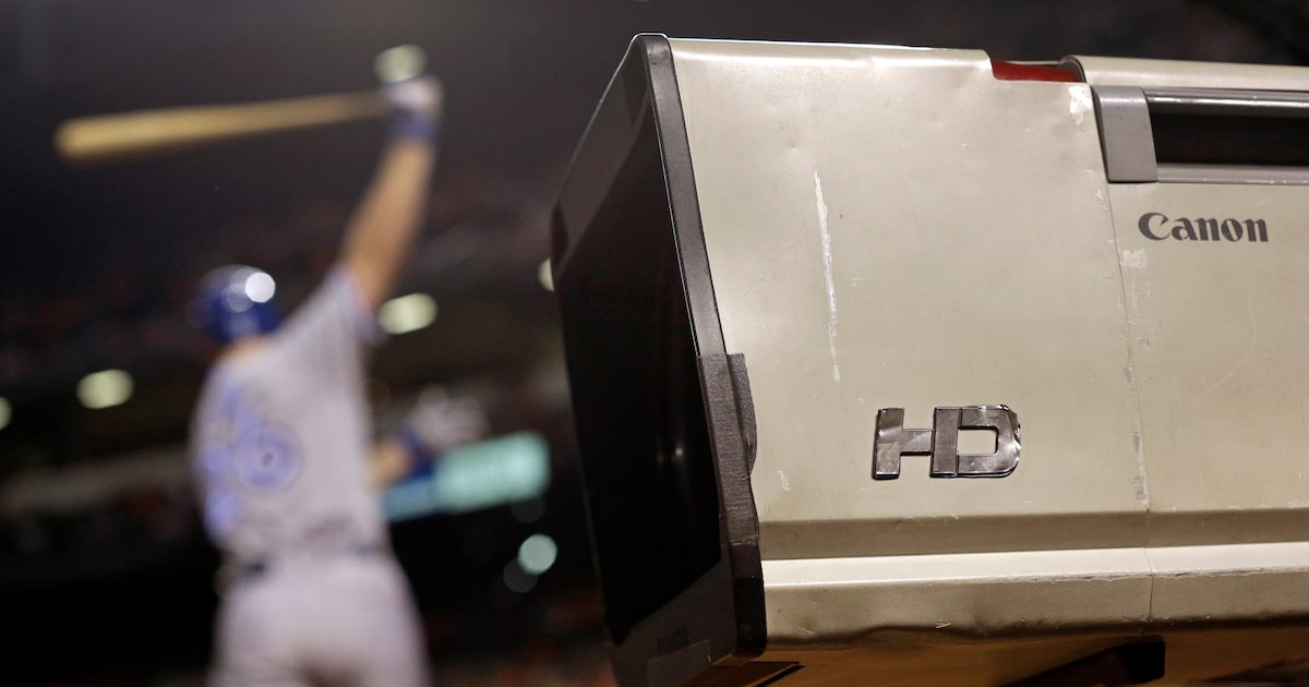 MLB reaches new media deals with ESPN, NBC and Netflix totaling $800M annually