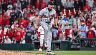 Royals reach 1-year deal with right-hander Alex Lange