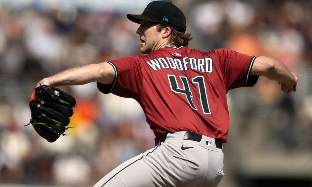 Former Diamondbacks reliever signs with Rays