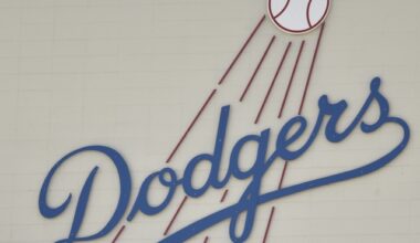 Joe Black Wins Rookie Of The Year; Darryl Strawberry Stops Franchise Streak