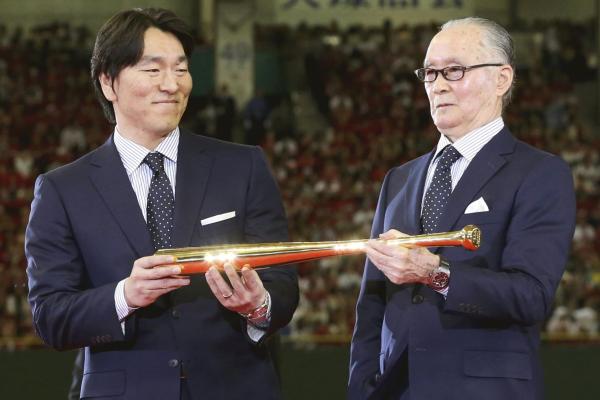 Japanese baseball legend Shigeo Nagashima dies at 89
