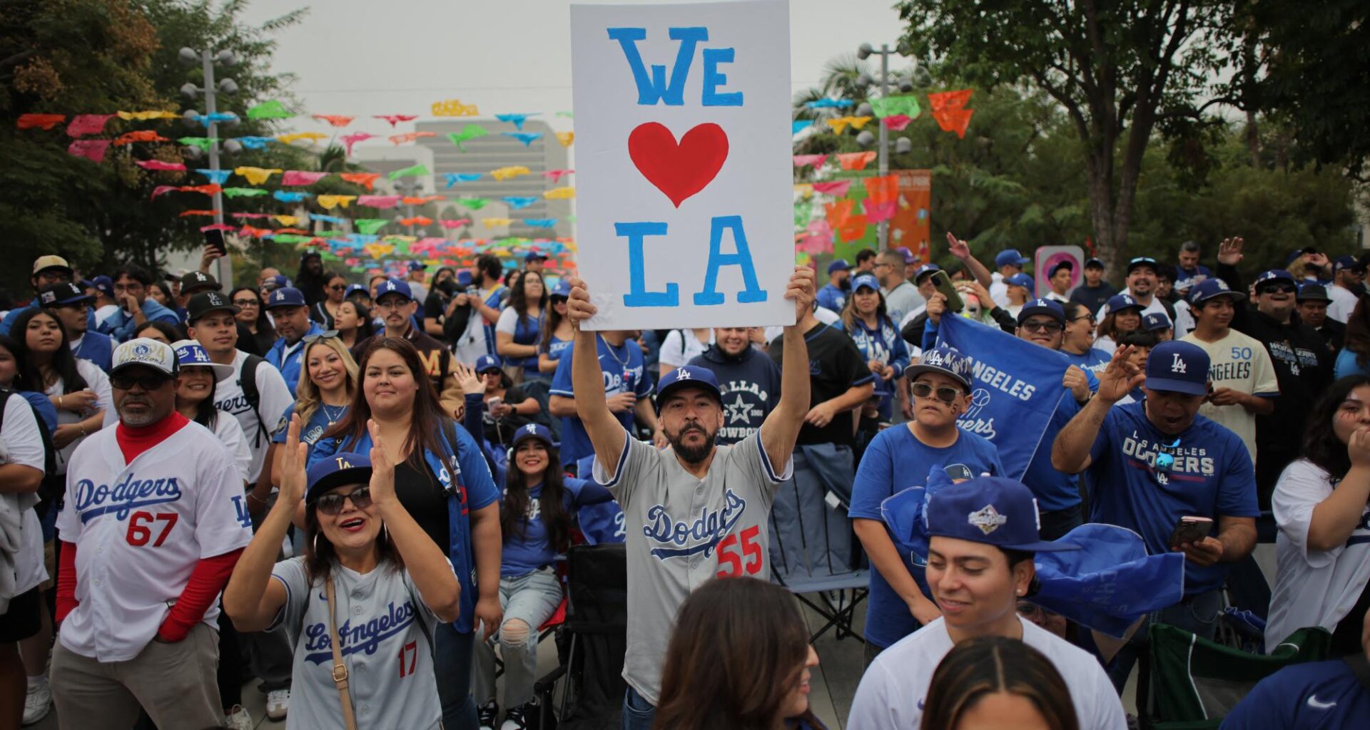 The Dodgers won, but their silence was a loss for LA
