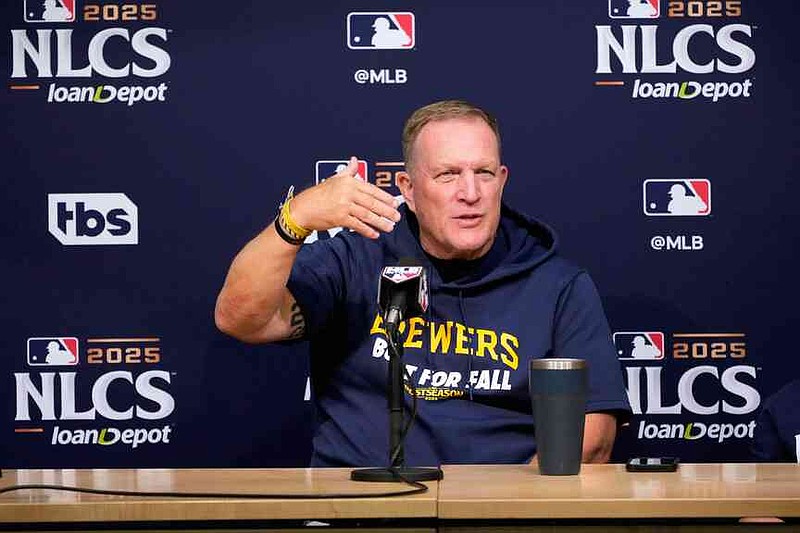 Milwaukee Brewers manager Pat Murphy speaks during a news conference ahead of Game 3 of baseball's National League Championship Series against the Los Angeles Dodgers, Wednesday, Oct. 15, 2025, in Los Angeles. (AP Photo/Mark J. Terrill)