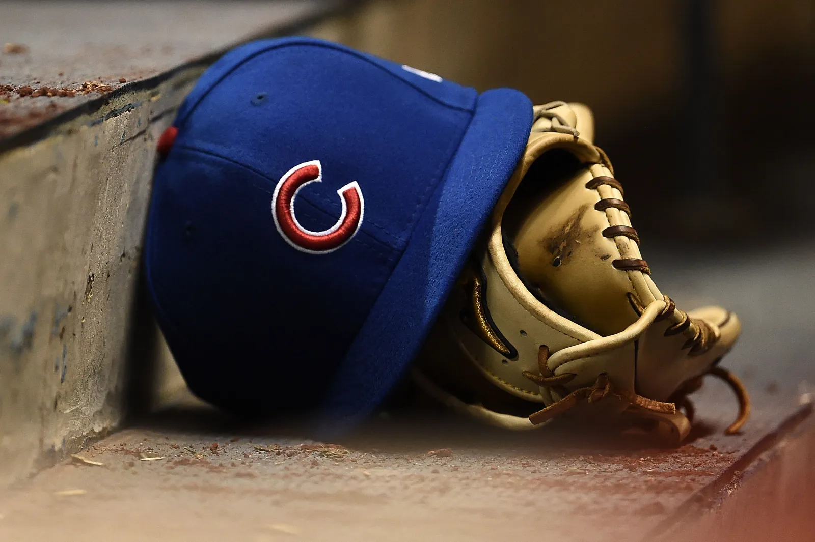 Chicago Cubs hat glove Jack Curtis obituary