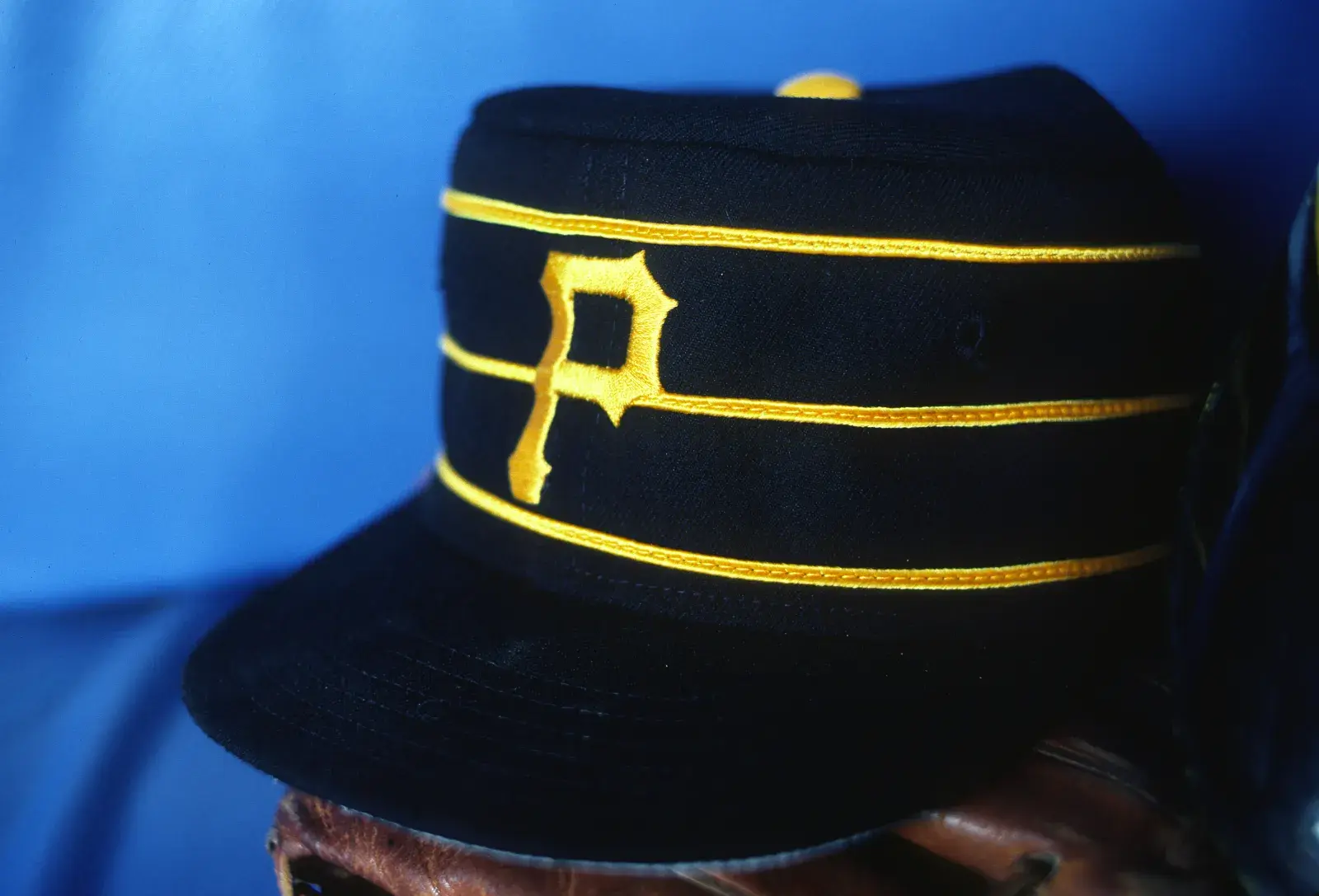 Ed Acosta obituary Pittsburgh Pirates hat glove