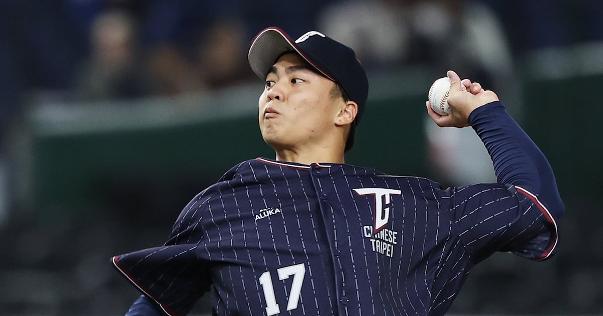 Hanwha Signs Wang Yan-cheng as First Asian Quota Player - 조선일보